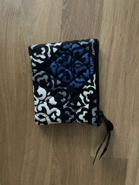 Vera Bradley Black, Blue, White Quilted coin purse